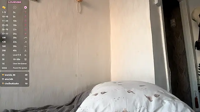 Sara_Bloservety - Massage my sweety ass close to cam