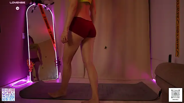 Popityan1 - off shorts / make my peach red
