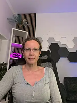 AnnikaRose - Naked Orgasmus + LT free clip