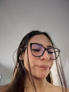 Amira_cute2 - finger in my ass 🍑 TICKET SHOW