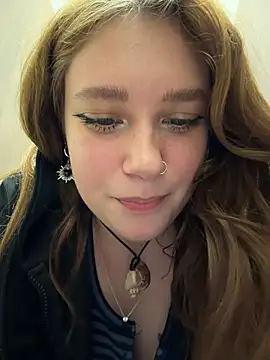 Lucy-joy - DOUBLE PENETRATION in both holes