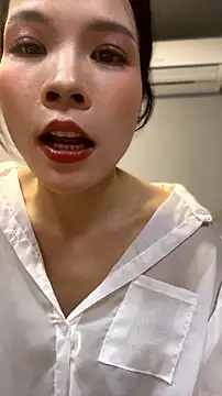 Gugu-_a - 完成任务，震动棒插入骚穴3分钟