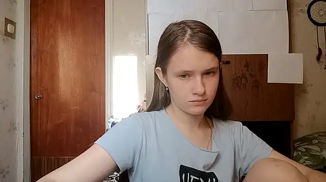 CecilleSollors - Slightly lick my fingers✌🏻