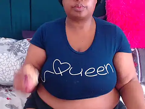 BUSTYTUMIXX23 - CREAMY PUSSY FOR MY KINGS!!!!
