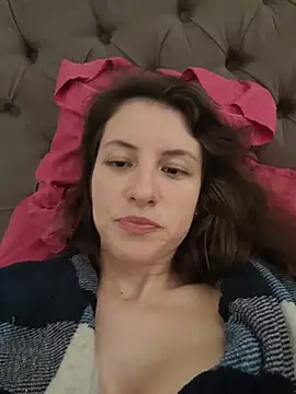 Goddesslulitaa - Masturbación en vivo con dildo de 5 minu