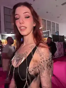 Danja_live - Show tits 🍒