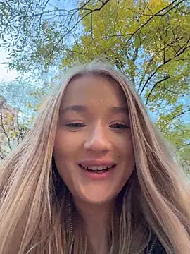 Milaa_sun - flash tits on street 🍒