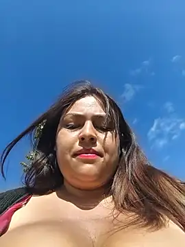 OUTDOORS_VELEN - I show my boobs to a stranger 🍒❤️‍🔥😍