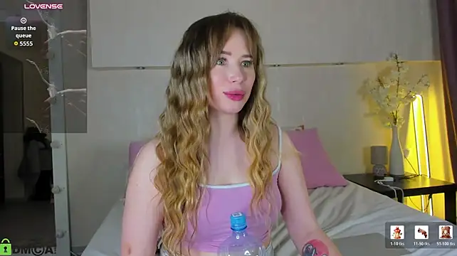 Milena_Denmark - water on my top