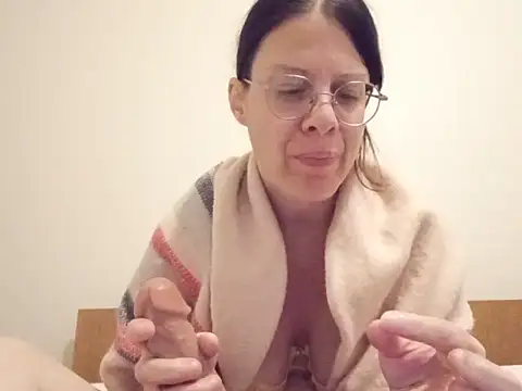 Hotnathy69 - Nue 2 minutes
