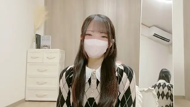 Ririkachan_v - 下から脱ぐね🥺