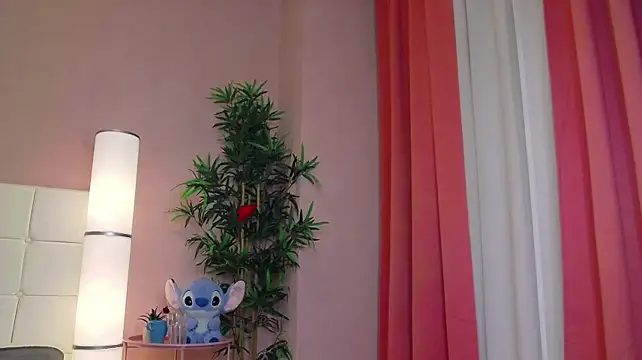 SarahCooper - Pussy play