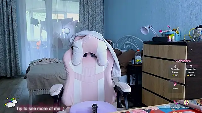 S_____________ - Boobs or ass?