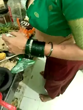 Komal_Bhabhi4u - Pussy fingering 3 minutes