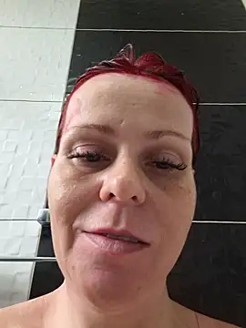 PorcelainDoll1 - finger in the vagina