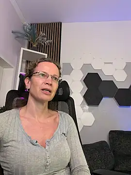 AnnikaRose - Naked Orgasmus + LT free clip