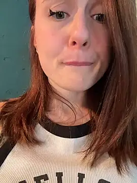 Dina_Tease - SHOW NAKED THICK PUSSY LIPS next MAN