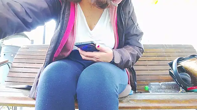 PublicBigLabiaMelly - Masturbate full nude on bench public