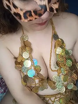 Sanaa_69 - الي يقفل الهدف نروح عرض سناب ♥️💋