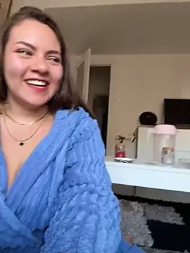 Barbara-rosee - Spank boobs 🍒