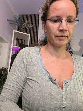 AnnikaRose - Naked Orgasmus + LT free clip