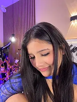 AvyMilton - Hi Avy ❤️ Happy to see you
