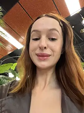 Outdorable - Unbutton jeans&tease pussy buyers around