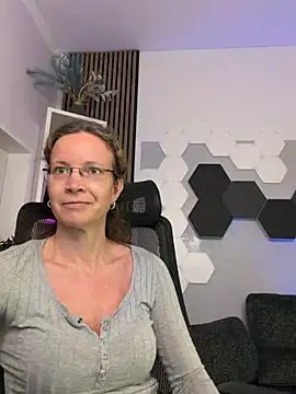 AnnikaRose - Naked Orgasmus + LT free clip