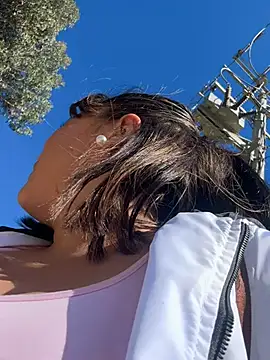Mila_Rysky1 - talking to a stranger with one's tits ou