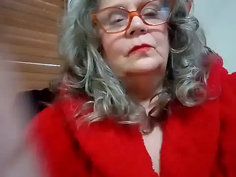DestineeLoverGirl - Get me Naked