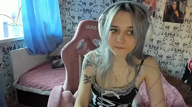 AriaArina - DAY OFF TODAY
