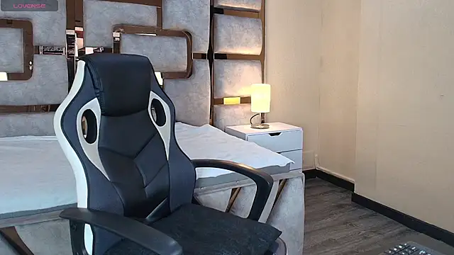 Violet_Blakee - 🔥🦋 SHOW ASSHOLE 💜