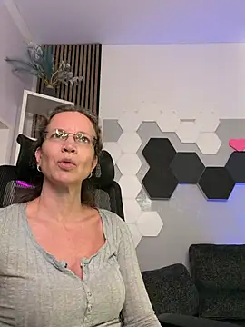 AnnikaRose - Naked Orgasmus + LT free clip