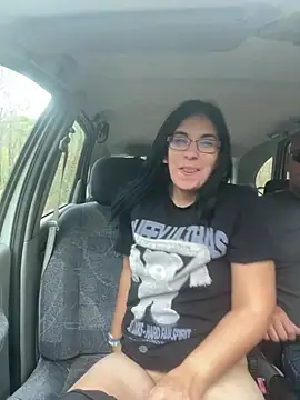 JessicaTwist - Szex az erdőben meztelenül
