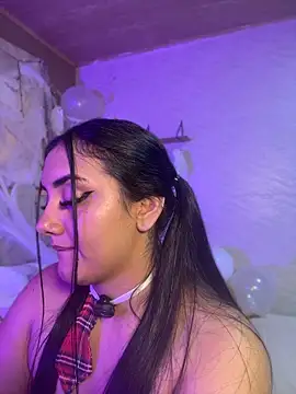 Amaliadaltonn - completely naked show covered in oil 🔥