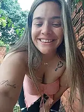 Wiyimari2 - Show pussy