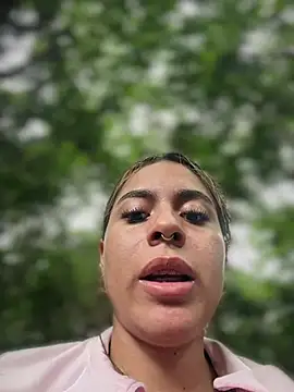 Analia__ - NAKED FOR 2 MINUTES IN THE FOREST