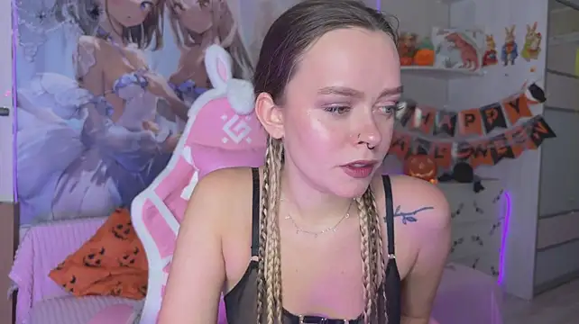 CheekySashaCharm - Pussy play