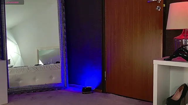 BellaKarma - Make My Pussy Go CRAZY!!! 🌊🌊🌊