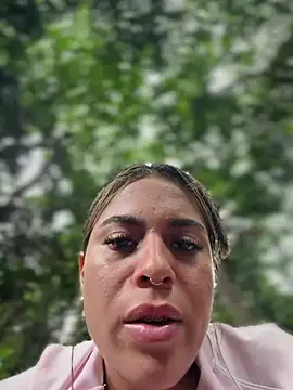 Analia__ - NAKED FOR 2 MINUTES IN THE FOREST
