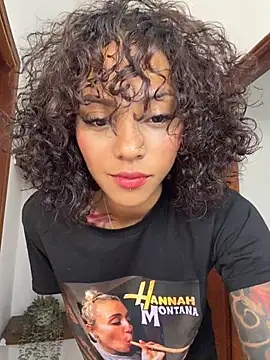LizStorm_ - make that pussy get cream with domi