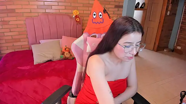 Amy_joones - Twerk Dance + Eye Contact 😈🍑