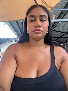NayTorres - FINGERS IN MY PUSSY, SILENCE IN PUBLIC