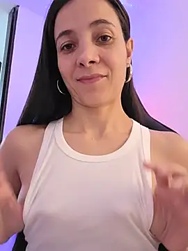 miaeyex's Live XXX Chat