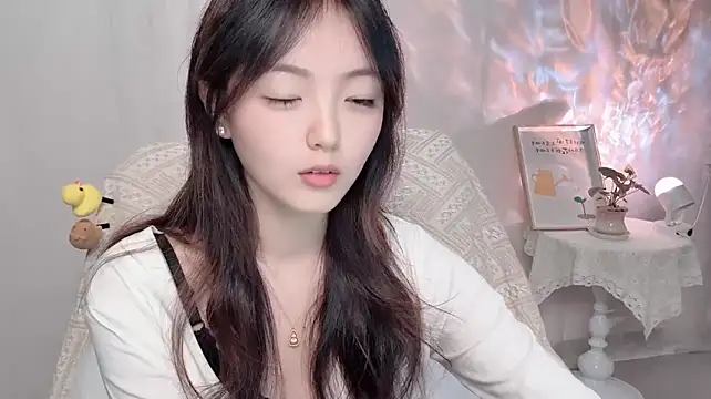 Wenwen8888 - 深秋渐寒 记得添衣 愿你无恙 安好如常 我在想你
