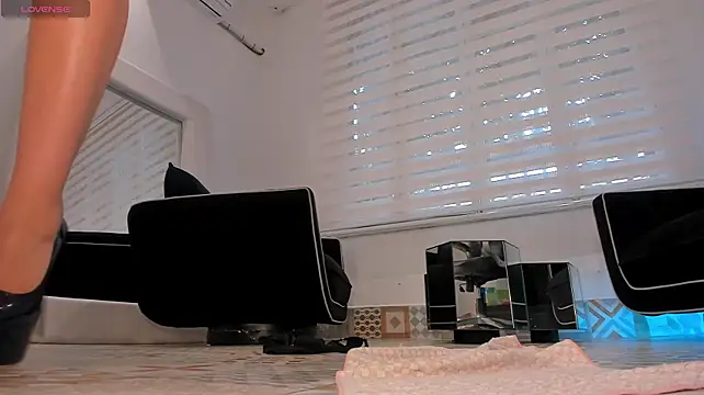 ChloePreston_ - Striptease + bodytour