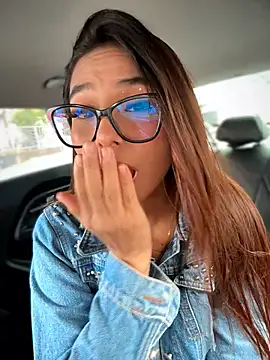 Amira_cute2