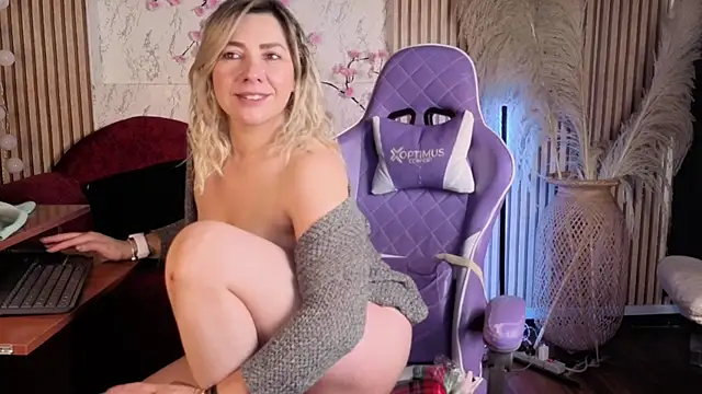 Isabella_lt - MASTURBATE DIDLDO WITH MY BOOBS