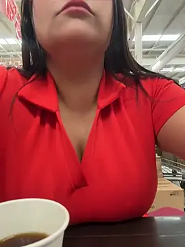 Angie_e - Pussy un supermarket shhh Risky