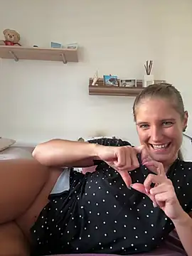 Jennifer11772 - Squirt+video for you